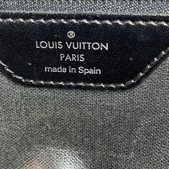 Louis Vuitton Green Taiga Nylon Palana Cosmetic - Picture 5 of 12